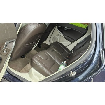 Volvo V40  Liftback 2015,  2.0 diesel - Na sprzedaż za 36 200 zł - Płock - zdjęcie 5