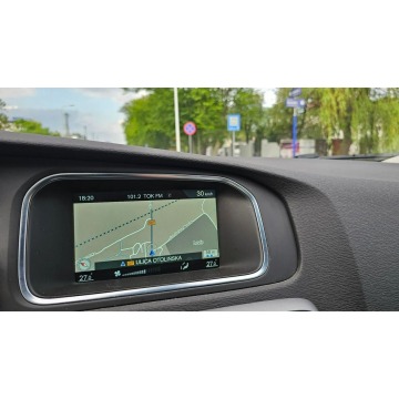 Volvo V40  Liftback 2015,  2.0 diesel - Na sprzedaż za 36 200 zł - Płock - zdjęcie 12