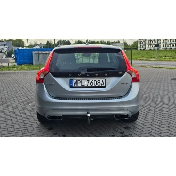 Volvo V60  Kombi 2016,  2.0 benzyna, automat - Na sprzedaż za 42 100 zł - Płock - zdjęcie 3