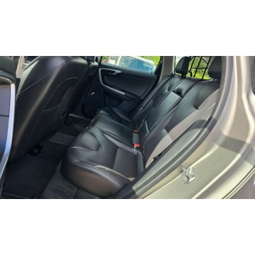 Volvo   SUV 2015,  2.0 diesel, automat - Na sprzedaż za 49 200 zł - Płock - zdjęcie 5