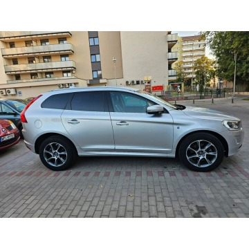 Volvo XC 60 - 2016R Stan bardzo dobry , wymieniony rozrząd , pełna dokumentaca.