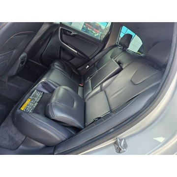Volvo   SUV 2016,  2.0 diesel - Na sprzedaż za 63 200 zł - Płock - zdjęcie 8