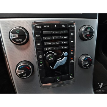 Volvo V60  Kombi 2017,  2.0 diesel - Na sprzedaż za 41 899 zł - Tychy - zdjęcie 8