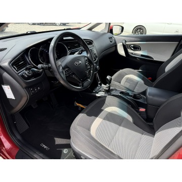 Kia Ceed  Kombi 2017,  1.6 diesel - Na sprzedaż za 32 900 zł - Kutno - zdjęcie 9