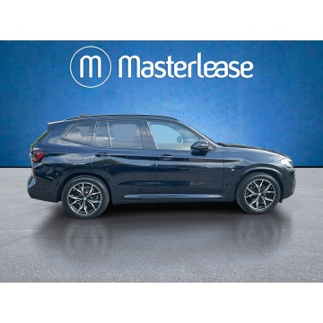 BMW X3  SUV 2022,  2.0 diesel, automat - Na sprzedaż za 171 850 zł - Warszawa - zdjęcie 4
