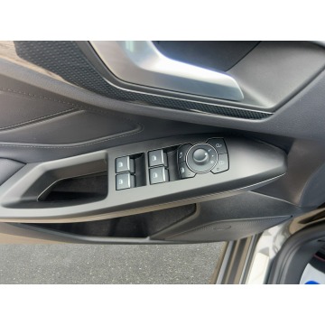 Ford Focus  Kombi 2024,  2.3 benzyna, automat - Na sprzedaż za 140 850 zł - Warszawa - zdjęcie 11