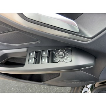 Ford Focus  Kombi 2022,  1.0 benzyna - Na sprzedaż za 62 850 zł - Warszawa - zdjęcie 11