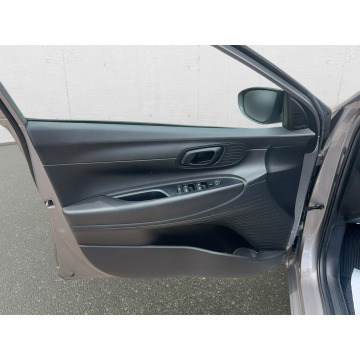 Hyundai i20  Hatchback 2022,  1.2 benzyna - Na sprzedaż za 39 850 zł - Warszawa - zdjęcie 10