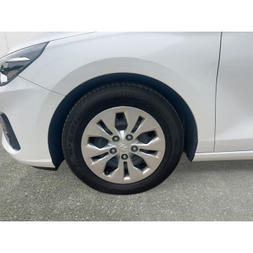 Hyundai i30  Hatchback 2023,  1.0 benzyna - Na sprzedaż za 58 850 zł - Warszawa - zdjęcie 9