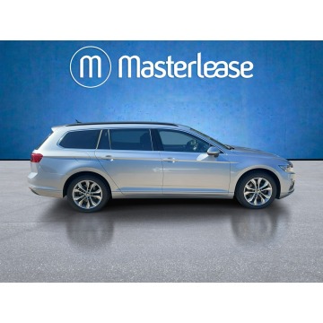 Volkswagen Passat  Sedan/Limuzyna 2023,  2.0 diesel - Na sprzedaż za 92 850 zł - Warszawa - zdjęcie 4