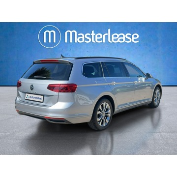Volkswagen Passat  Sedan/Limuzyna 2023,  2.0 diesel - Na sprzedaż za 92 850 zł - Warszawa - zdjęcie 5