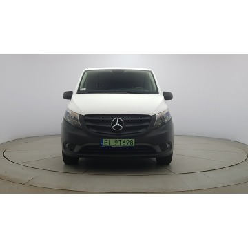 Mercedes - Benz Vito 2021 elektryczny, automat - Na sprzedaż za 69 500 zł - Warszawa - zdjęcie 2