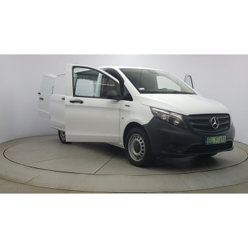 Mercedes - Benz Vito 2021 elektryczny, automat - Na sprzedaż za 69 500 zł - Warszawa - zdjęcie 9