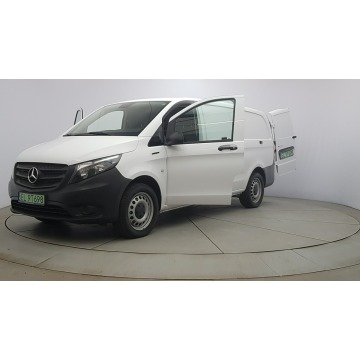 Mercedes - Benz Vito 2021 elektryczny, automat - Na sprzedaż za 69 500 zł - Warszawa - zdjęcie 10