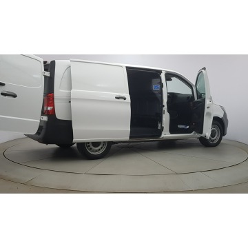 Mercedes - Benz Vito 2021 elektryczny, automat - Na sprzedaż za 69 500 zł - Warszawa - zdjęcie 12