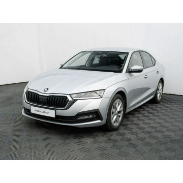 Skoda Octavia  Sedan/Limuzyna 2023,  1.5 benzyna - Na sprzedaż za 79 850 zł - Gdynia - zdjęcie 2