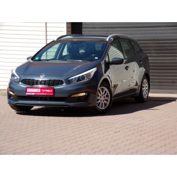 Kia Ceed  Kombi 2015,  1.4 benzyna - Na sprzedaż za 29 900 zł - Mikołów - zdjęcie 7