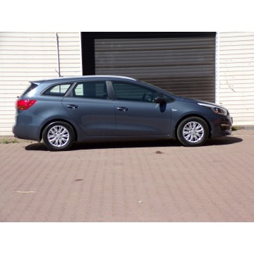 Kia Ceed  Kombi 2015,  1.4 benzyna - Na sprzedaż za 29 900 zł - Mikołów - zdjęcie 4