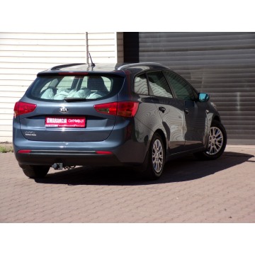 Kia Ceed  Kombi 2015,  1.4 benzyna - Na sprzedaż za 29 900 zł - Mikołów - zdjęcie 12
