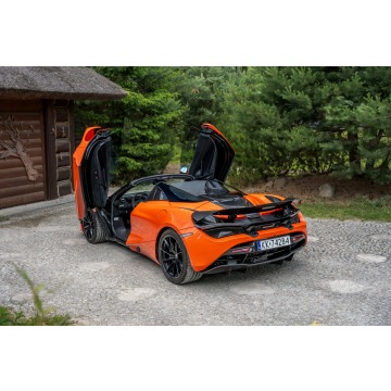 McLaren   Kabriolet 2021,  4.0 benzyna, automat - Na sprzedaż za 1 299 777 zł - Ropczyce - zdjęcie 2
