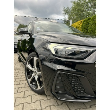 Audi A1  Hatchback 2021,  1.5 benzyna, automat - Na sprzedaż za 84 500 zł - Tarnów - zdjęcie 11