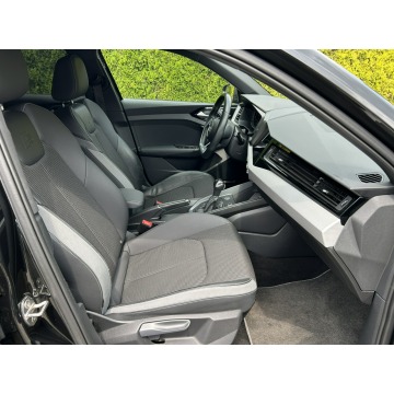 Audi A1  Hatchback 2021,  1.5 benzyna, automat - Na sprzedaż za 84 500 zł - Tarnów - zdjęcie 8