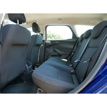 Ford Focus  Kombi 2015,  1.0 benzyna - Na sprzedaż za 23 700 zł - Goczałkowice-Zdrój - zdjęcie 9