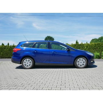 Ford Focus  Kombi 2015,  1.0 benzyna - Na sprzedaż za 23 700 zł - Goczałkowice-Zdrój - zdjęcie 11