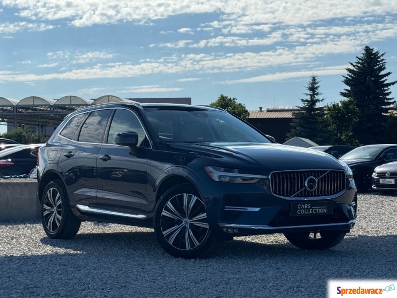 Volvo   SUV 2021,  2.0 benzyna, automat - Na sprzedaż za 114 900 zł - Michałowice-Wieś