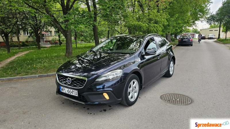 Volvo V40  Liftback 2015,  2.0 diesel - Na sprzedaż za 36 200 zł - Płock
