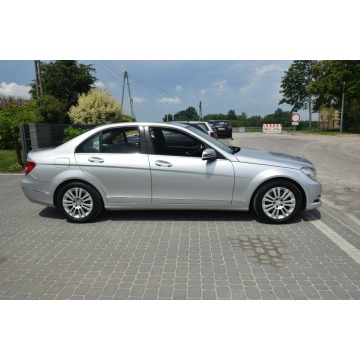 Mercedes - Benz C-klasa  Sedan/Limuzyna 2012,  1.8 benzyna - Na sprzedaż za 36 900 zł - Majdan Sieniawski - zdjęcie 9