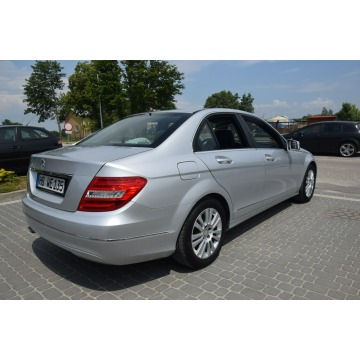 Mercedes - Benz C-klasa  Sedan/Limuzyna 2012,  1.8 benzyna - Na sprzedaż za 36 900 zł - Majdan Sieniawski - zdjęcie 12