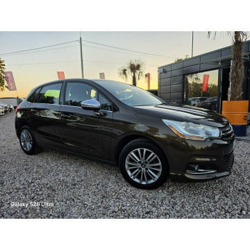 Citroen C4  Hatchback 2013,  1.6 benzyna - Na sprzedaż za 19 999 zł - Nowe Sójki - zdjęcie 2