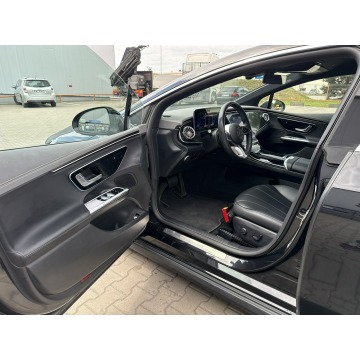 Mercedes - Benz E-klasa  Sedan/Limuzyna 2024 elektryczny, automat - Na sprzedaż za 173 500 zł - Jawczyce - zdjęcie 10