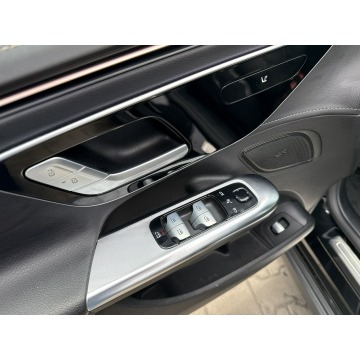 Mercedes - Benz E-klasa  Sedan/Limuzyna 2024 elektryczny, automat - Na sprzedaż za 173 500 zł - Jawczyce - zdjęcie 12