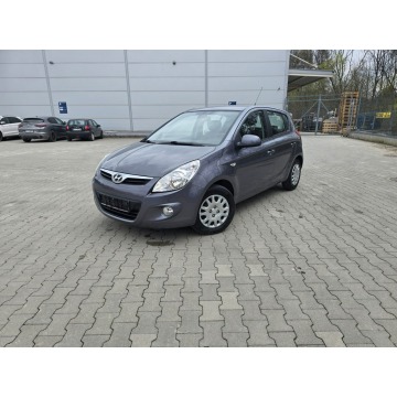Hyundai i20  Hatchback 2010,  1.4 diesel - Na sprzedaż za 9 999,00 zł - Limanowa - zdjęcie 3