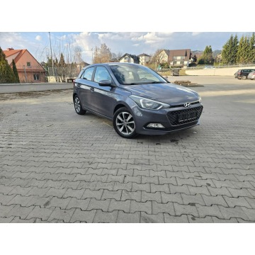 Hyundai i20 - 1.1 CRDI / Klima / Kamera / Navi / Serwis ASO !!
