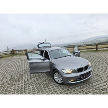 BMW Seria 1  Liftback 2010,  2.0 diesel - Na sprzedaż za 20 900 zł - Limanowa - zdjęcie 8