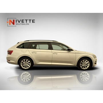 Skoda Superb  Kombi 2024,  2.0 diesel, automat - Na sprzedaż za 123 900 zł - Warszawa - zdjęcie 7