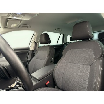Skoda Superb  Kombi 2024,  2.0 diesel, automat - Na sprzedaż za 123 900 zł - Warszawa - zdjęcie 11
