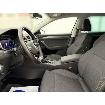 Skoda Superb  Kombi 2024,  2.0 diesel, automat - Na sprzedaż za 123 900 zł - Warszawa - zdjęcie 12