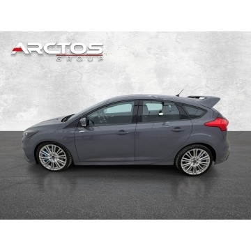 Ford Focus  Hatchback 2016,  2.3 benzyna - Na sprzedaż za 123 900 zł - Warszawa - zdjęcie 8