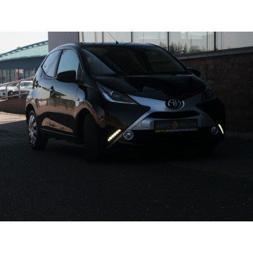 Toyota Aygo  Hatchback 2016,  1.0 benzyna - Na sprzedaż za 26 990 zł - Mysłowice - zdjęcie 3