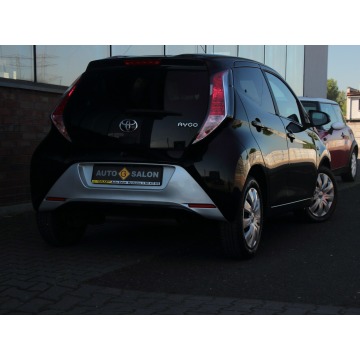 Toyota Aygo  Hatchback 2016,  1.0 benzyna - Na sprzedaż za 26 990 zł - Mysłowice - zdjęcie 4
