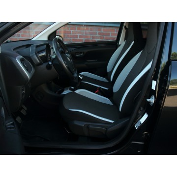 Toyota Aygo  Hatchback 2016,  1.0 benzyna - Na sprzedaż za 26 990 zł - Mysłowice - zdjęcie 11