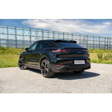 Porsche Cayenne  SUV 2022,  3.0 hybryda, automat - Na sprzedaż za 319 900 zł - Warszawa - zdjęcie 4