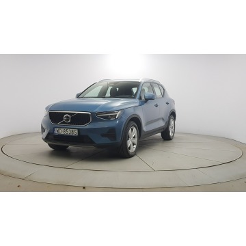 Volvo   SUV 2022,  2.0 benzyna, automat - Na sprzedaż za 89 500 zł - Warszawa - zdjęcie 3