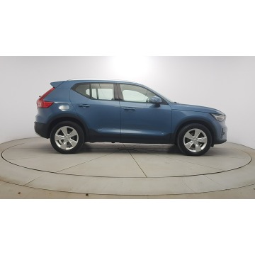 Volvo   SUV 2022,  2.0 benzyna, automat - Na sprzedaż za 89 500 zł - Warszawa - zdjęcie 8
