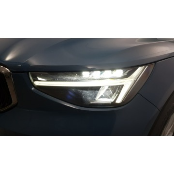 Volvo   SUV 2022,  2.0 benzyna, automat - Na sprzedaż za 89 500 zł - Warszawa - zdjęcie 10