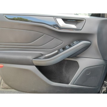 Ford Focus  Kombi 2024,  1.0 benzyna, automat - Na sprzedaż za 85 850 zł - Warszawa - zdjęcie 10